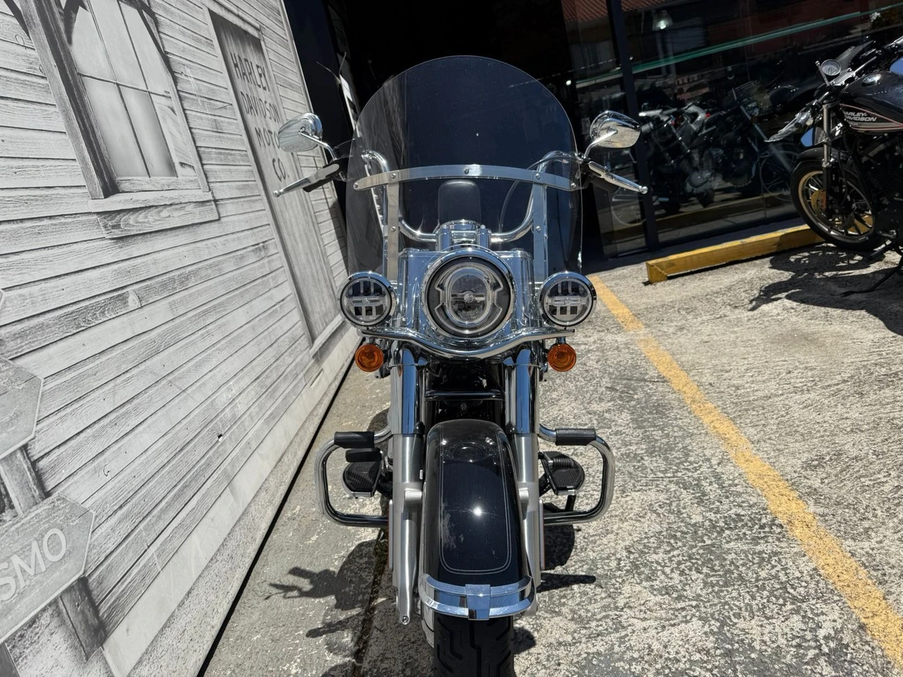 HARLEY-DAVIDSON SOFTAIL HERITAGE CLASSIC 114