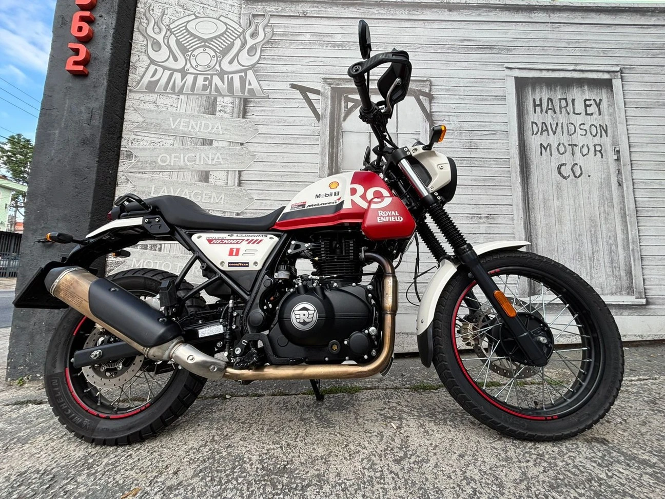 ROYAL ENFIELD SCRAM 411