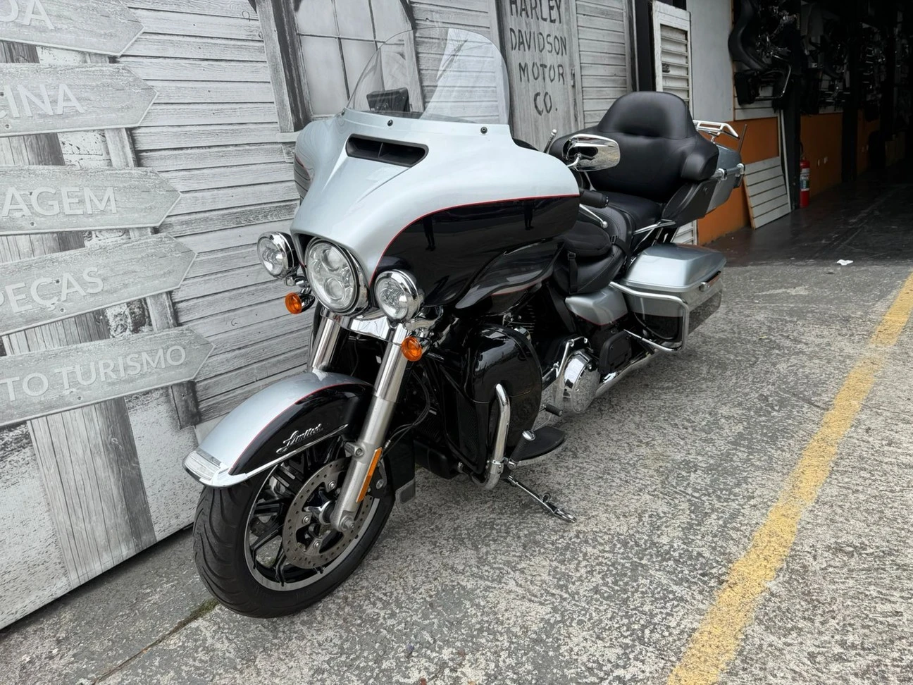 HARLEY-DAVIDSON ULTRA LIMITED