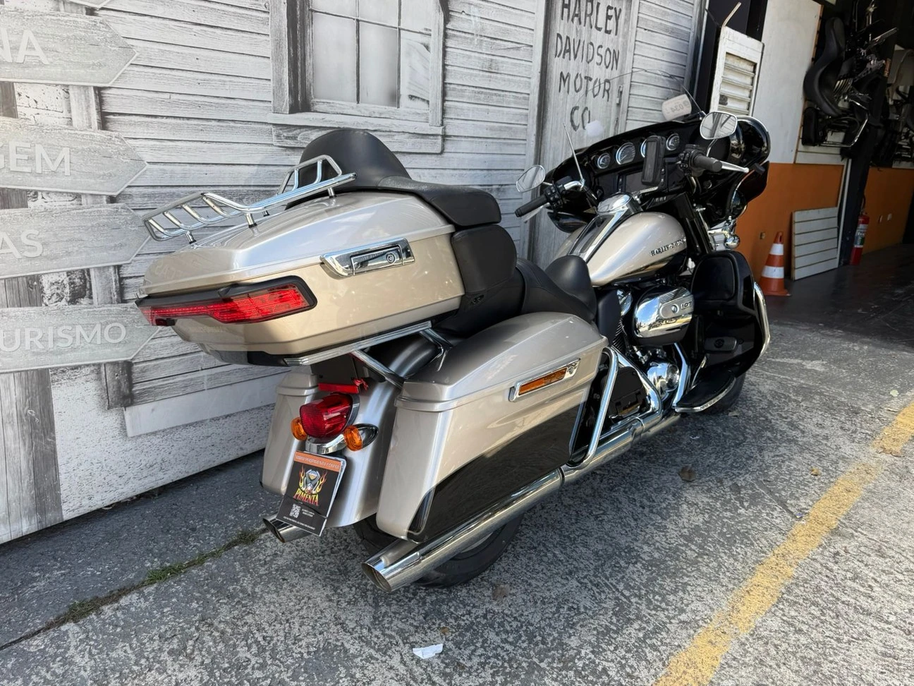 HARLEY-DAVIDSON ULTRA LIMITED