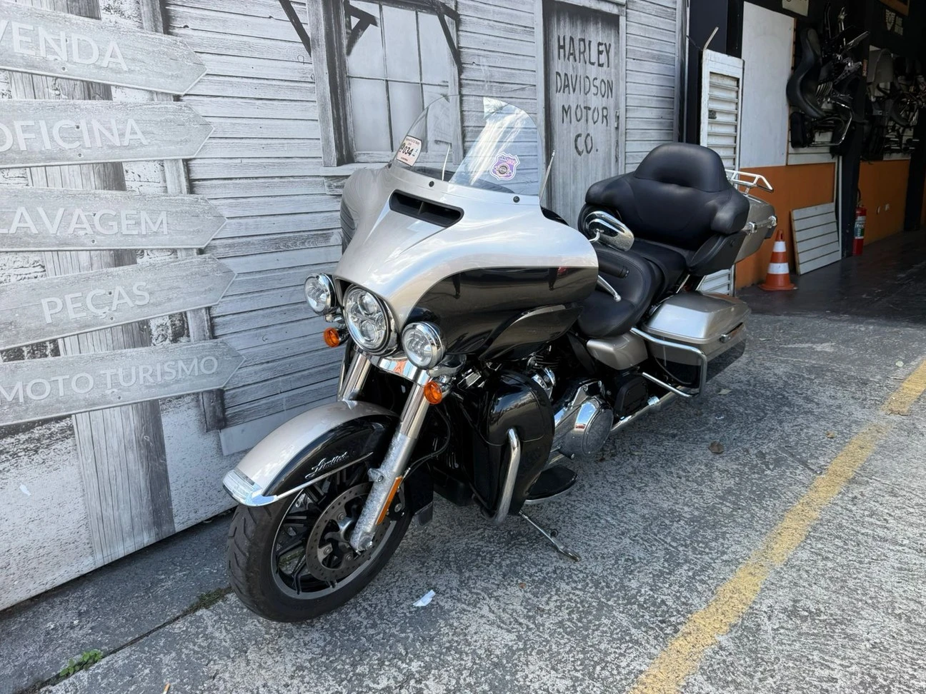 HARLEY-DAVIDSON ULTRA LIMITED