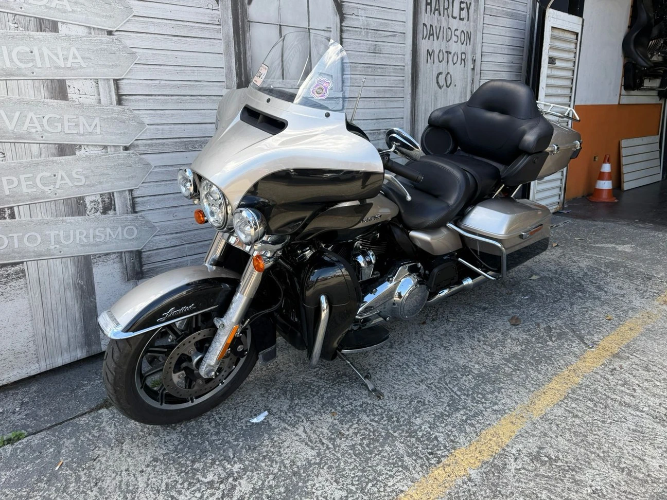 HARLEY-DAVIDSON ULTRA LIMITED