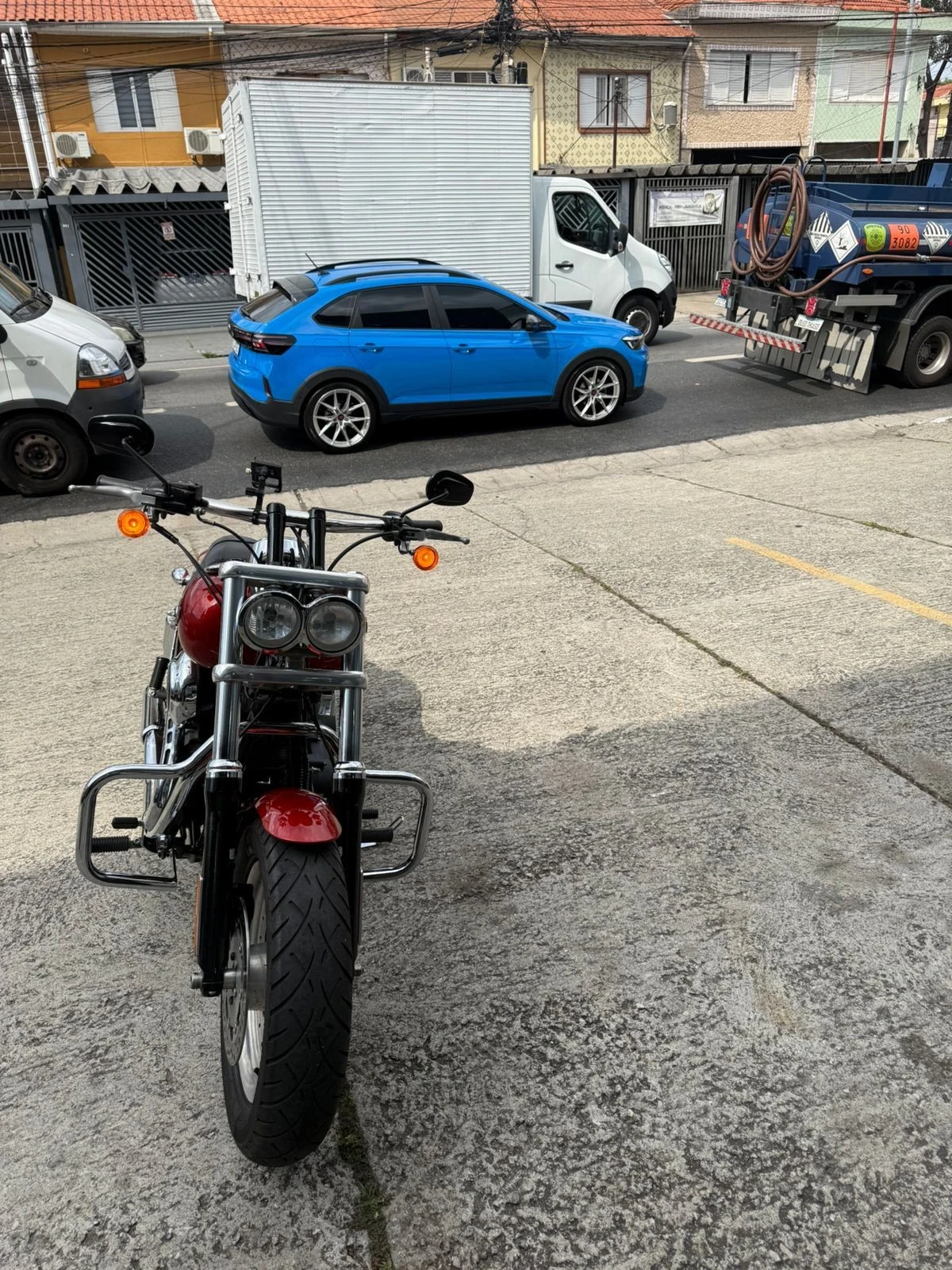 HARLEY-DAVIDSON DYNA FAT BOB