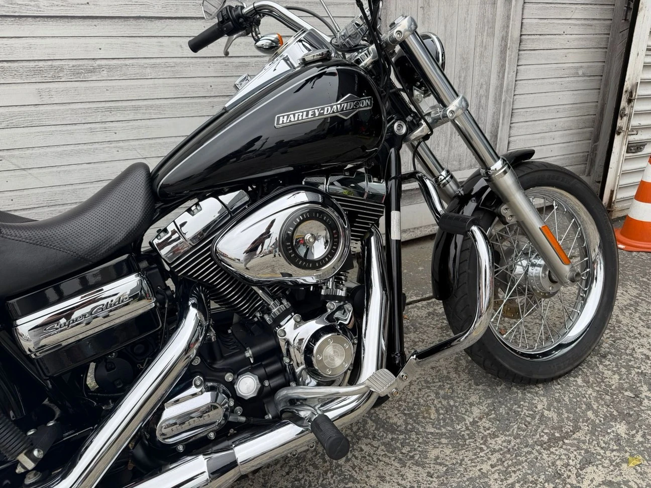 HARLEY-DAVIDSON DYNA SUPER GLIDE CUSTOM