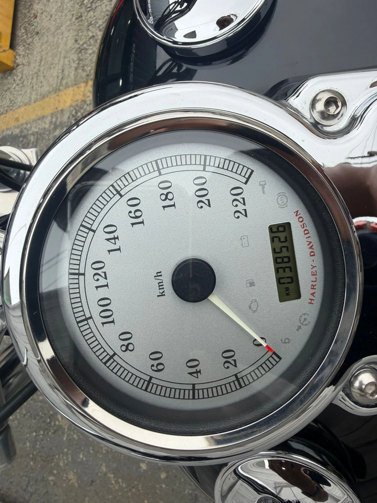 HARLEY-DAVIDSON DYNA SUPER GLIDE CUSTOM