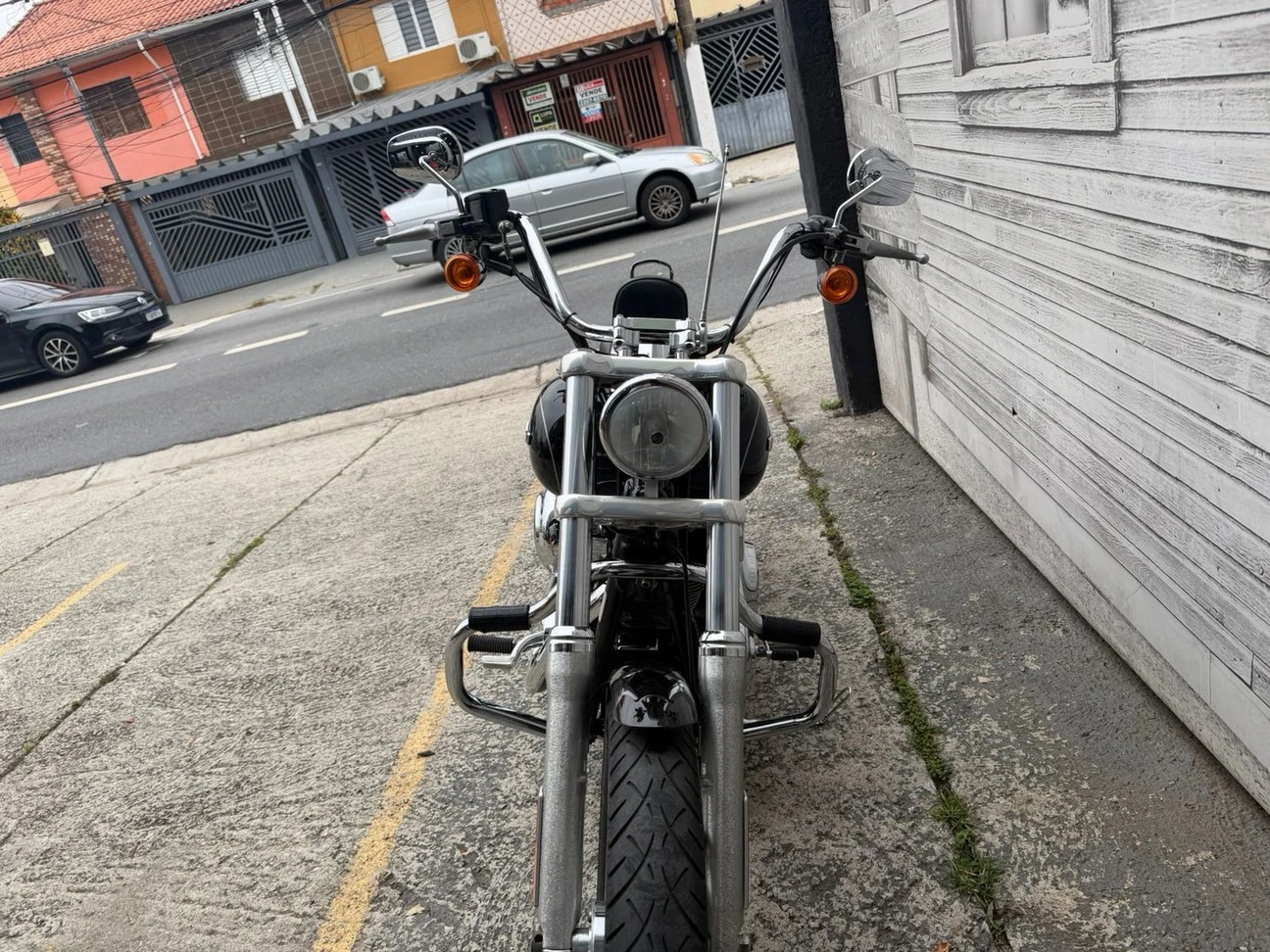 HARLEY-DAVIDSON DYNA SUPER GLIDE CUSTOM