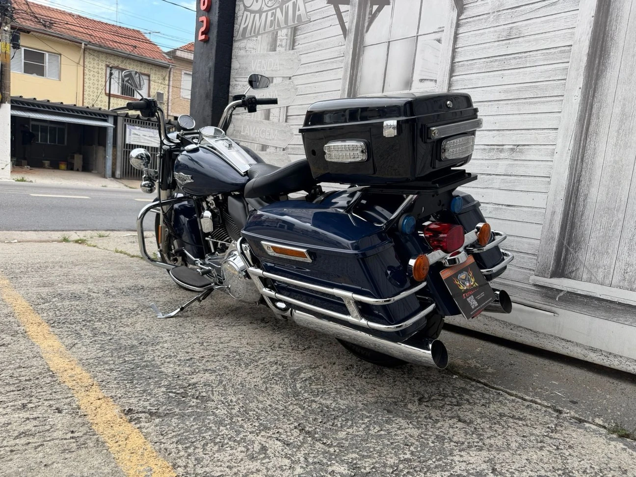 HARLEY-DAVIDSON ROAD KING POLICE FLHP
