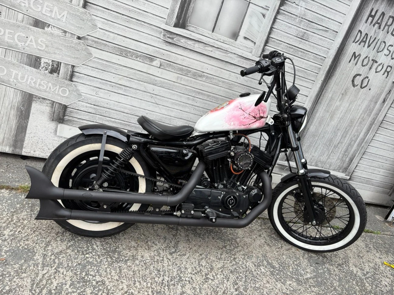 HARLEY-DAVIDSON SPORTSTER XL 883 STANDARD