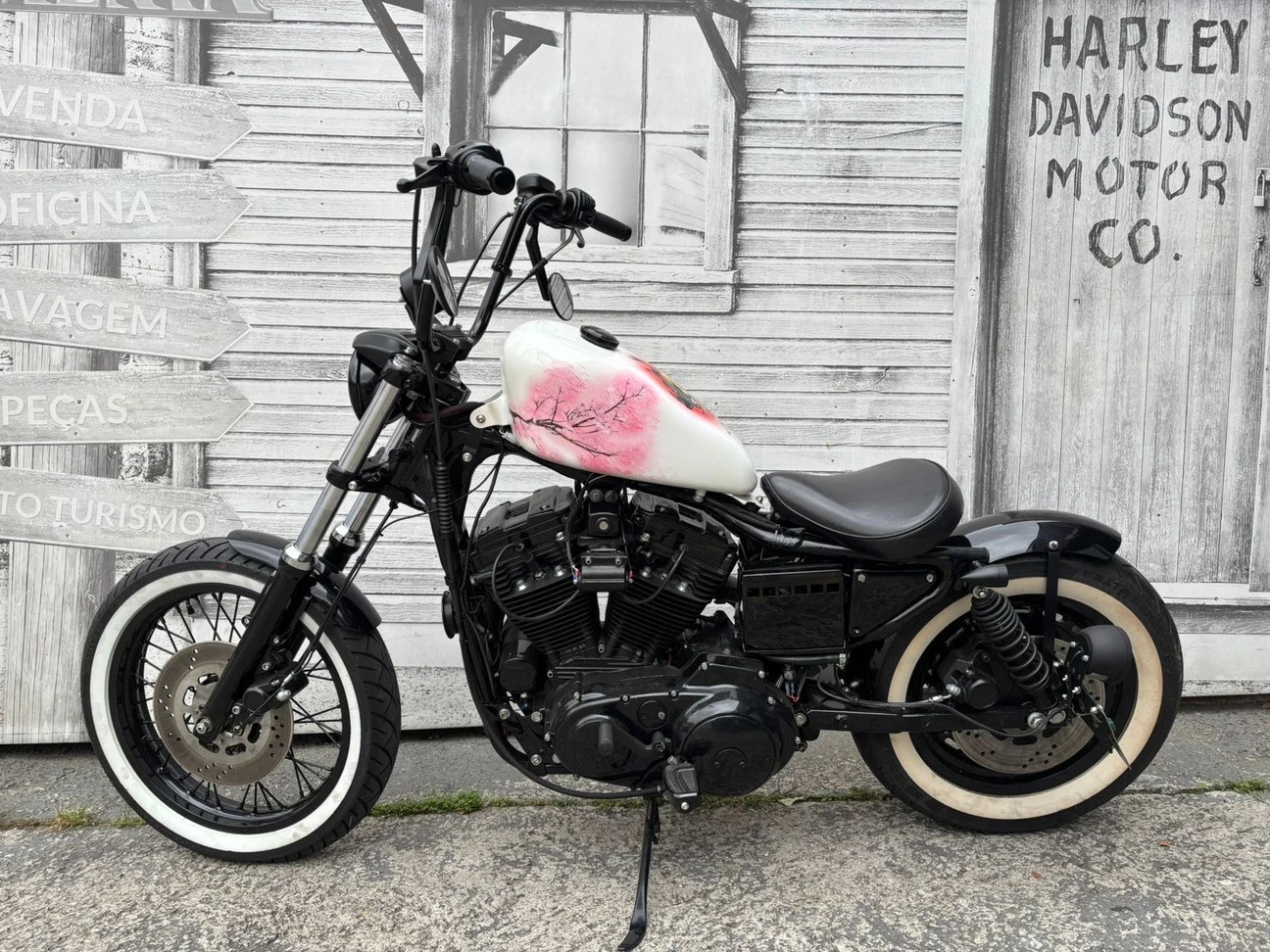 HARLEY-DAVIDSON SPORTSTER XL 883 STANDARD