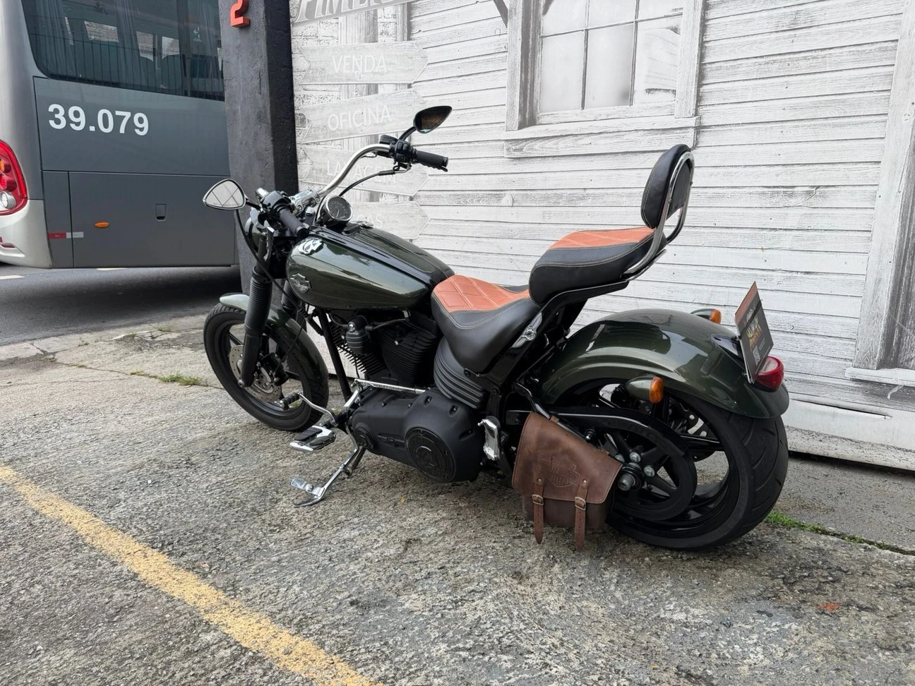 HARLEY-DAVIDSON ROCKER C