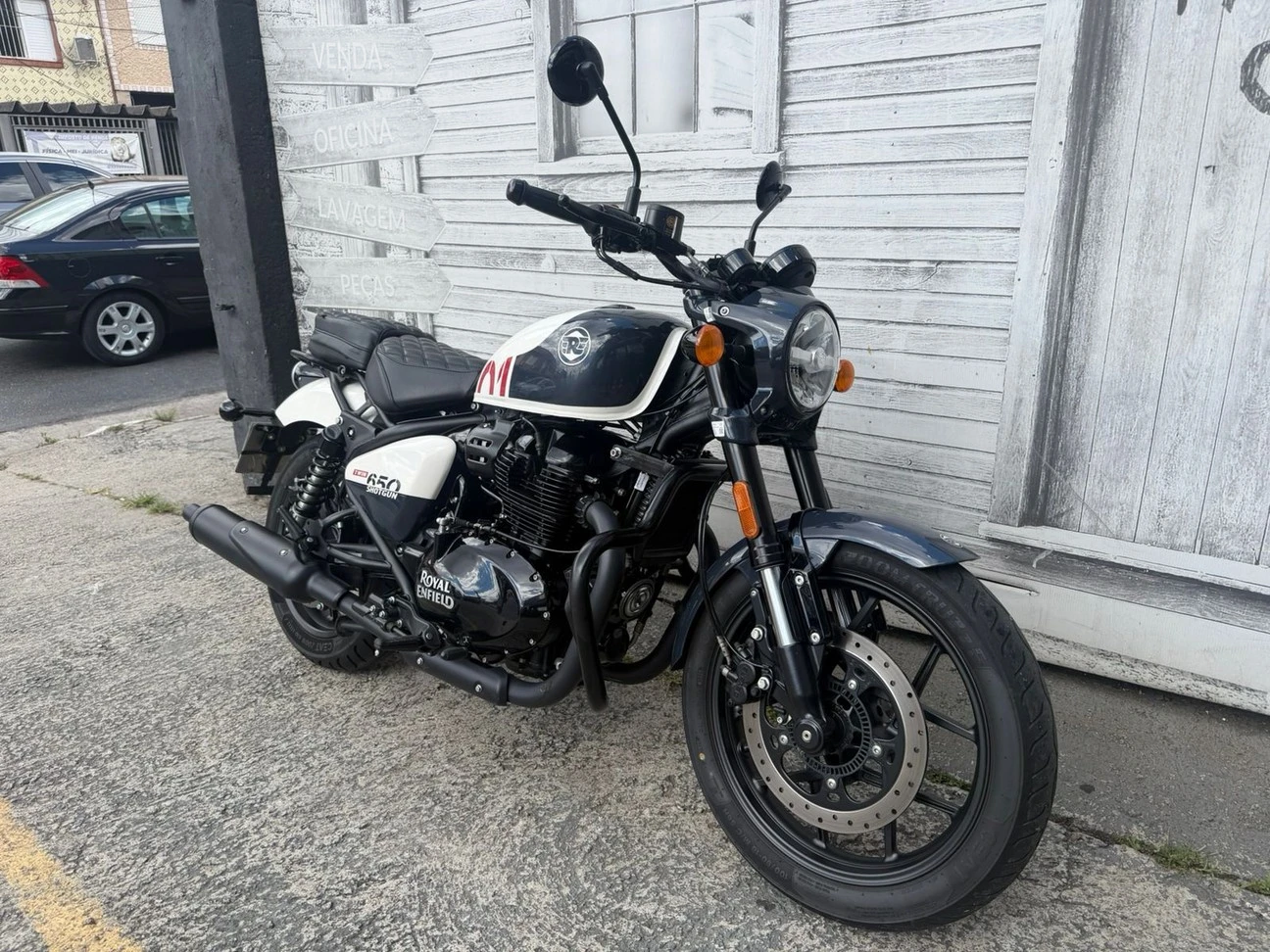 SHOTGUN 650 STENCIL WHITE 