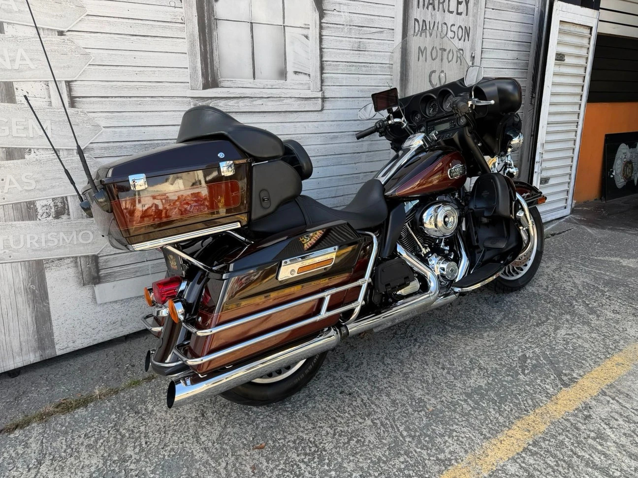 ULTRA ELECTRA GLIDE CLASSIC 