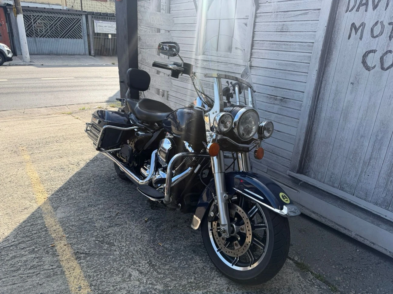 ROAD KING POLICE FLHP 