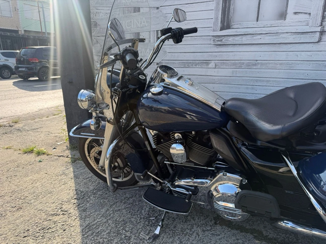 ROAD KING POLICE FLHP 