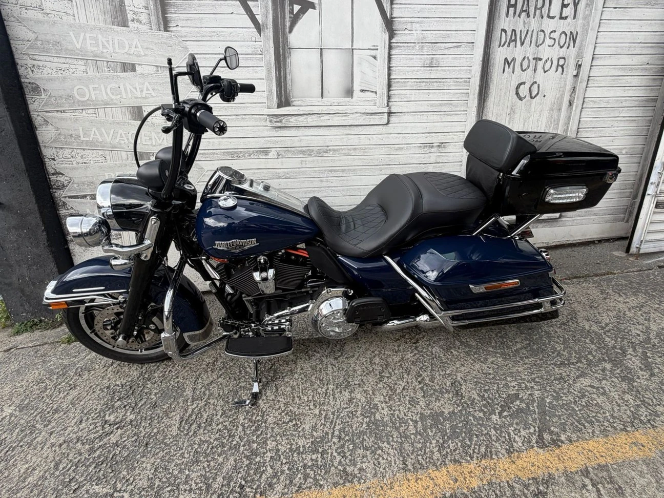 ROAD KING POLICE FLHP 