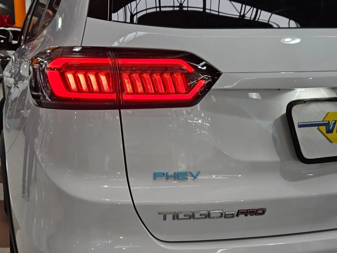 CHERY TIGGO 8
