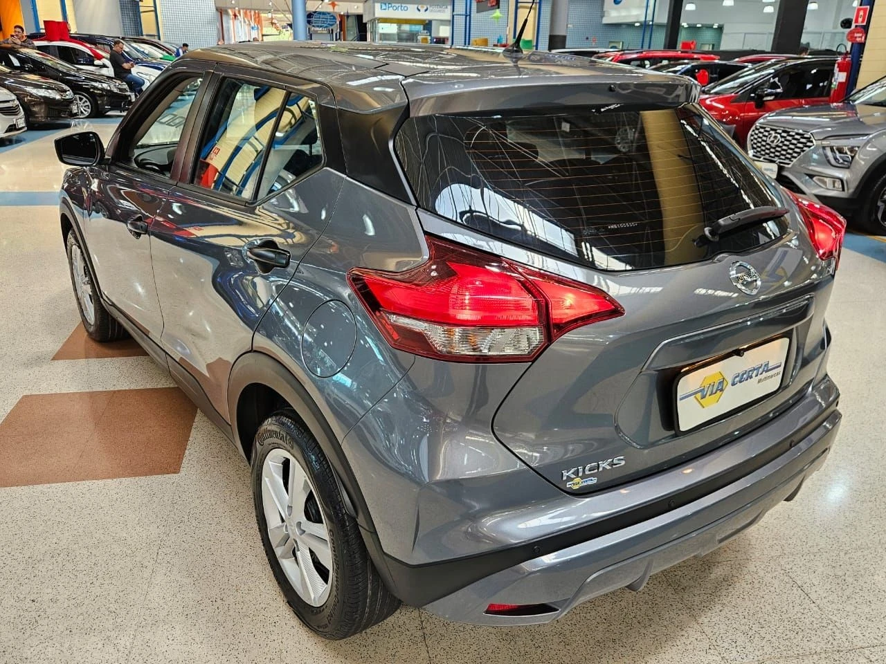 NISSAN KICKS