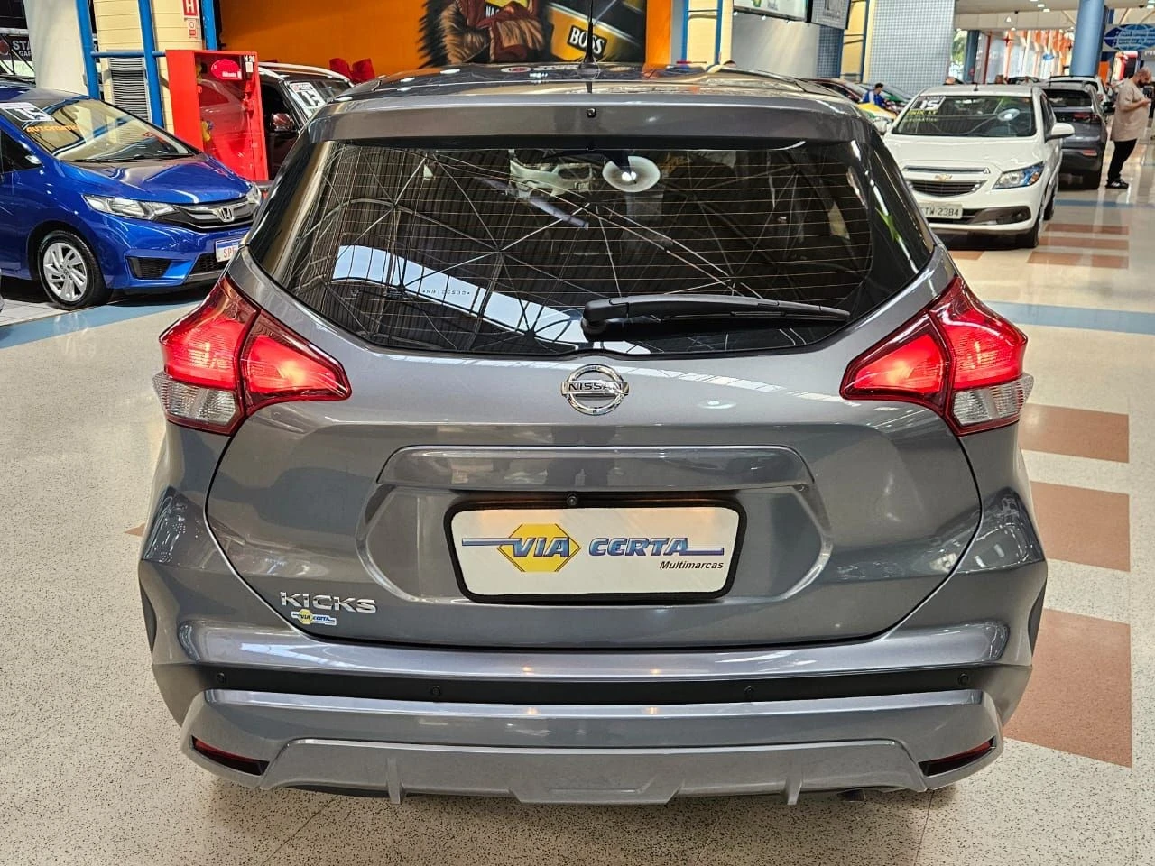 NISSAN KICKS