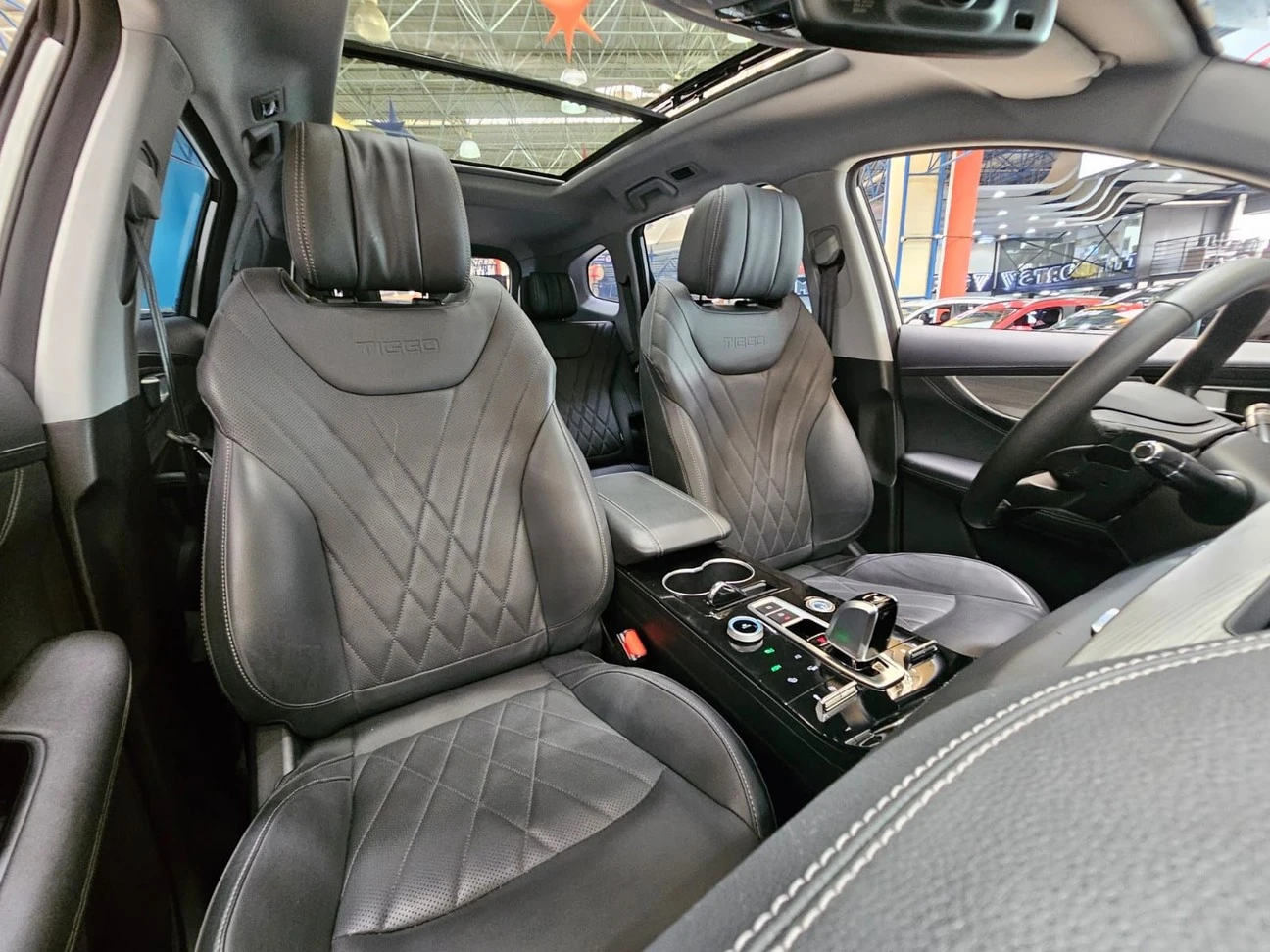 CHERY TIGGO 8