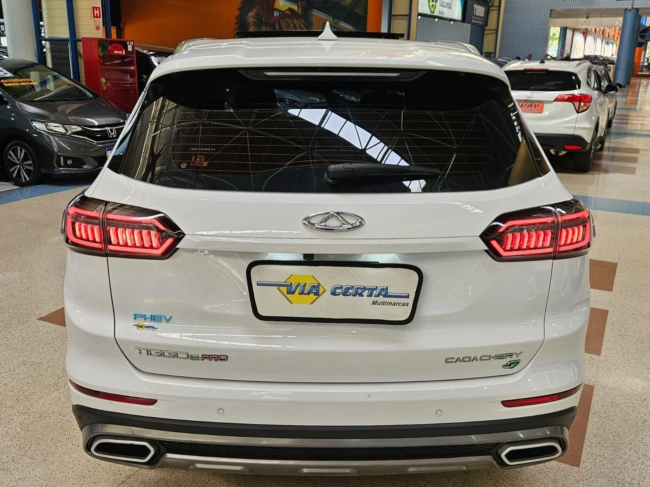 CHERY TIGGO 8