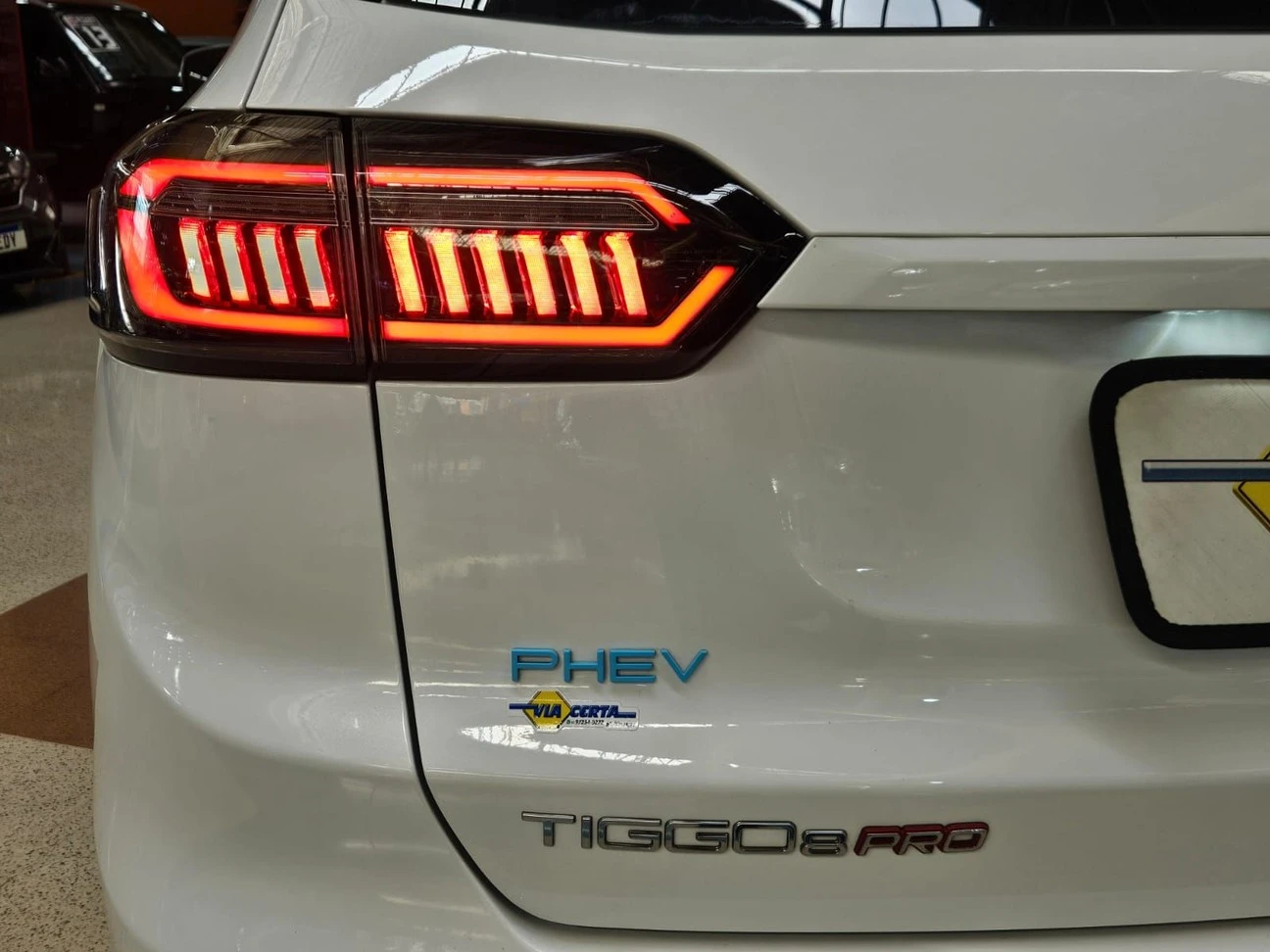 CHERY TIGGO 8