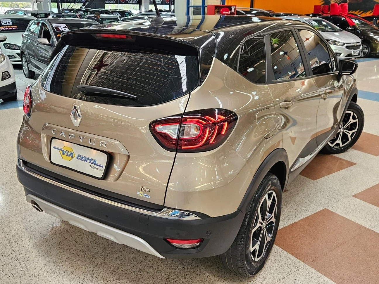 RENAULT CAPTUR