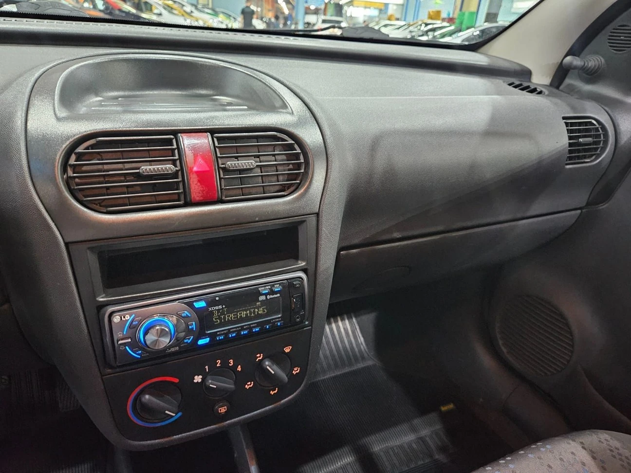 CHEVROLET CORSA