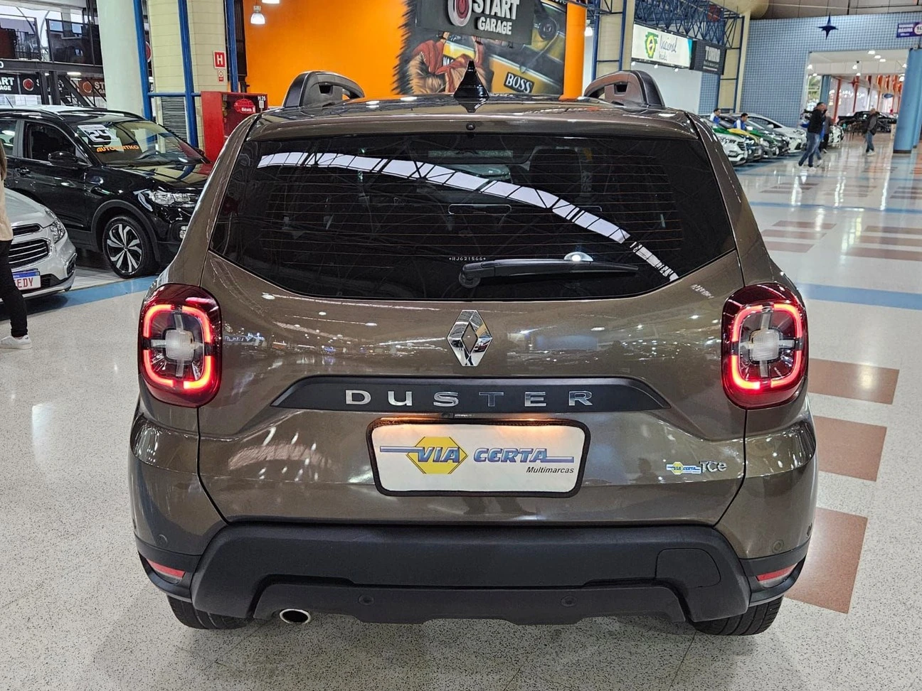 RENAULT DUSTER