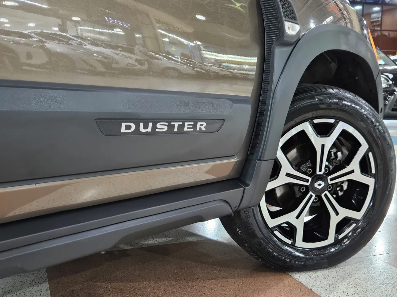 RENAULT DUSTER