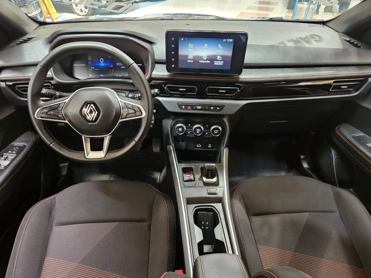 RENAULT JUVAQUATRE