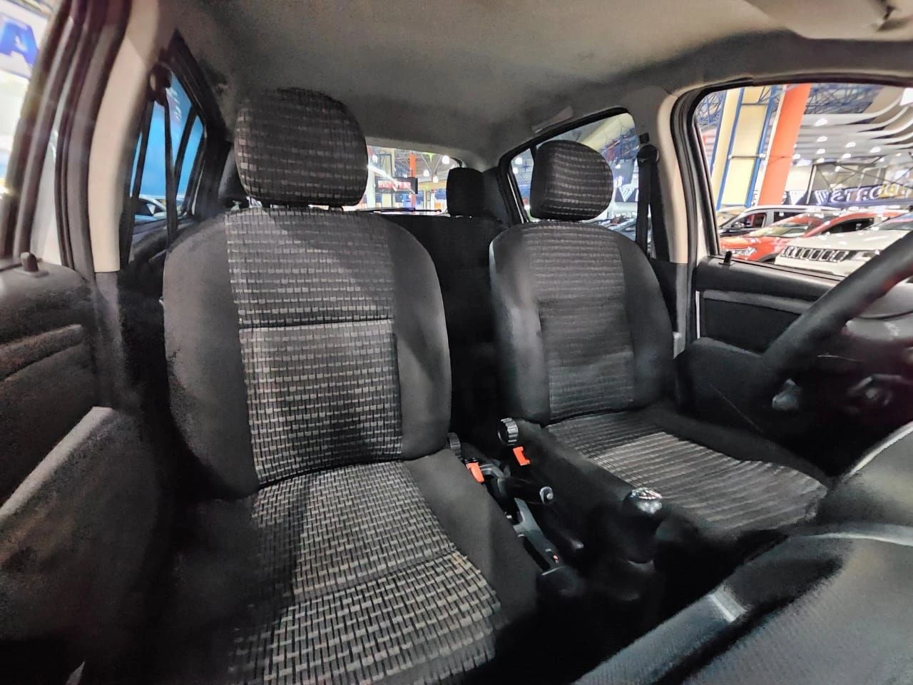 RENAULT SANDERO