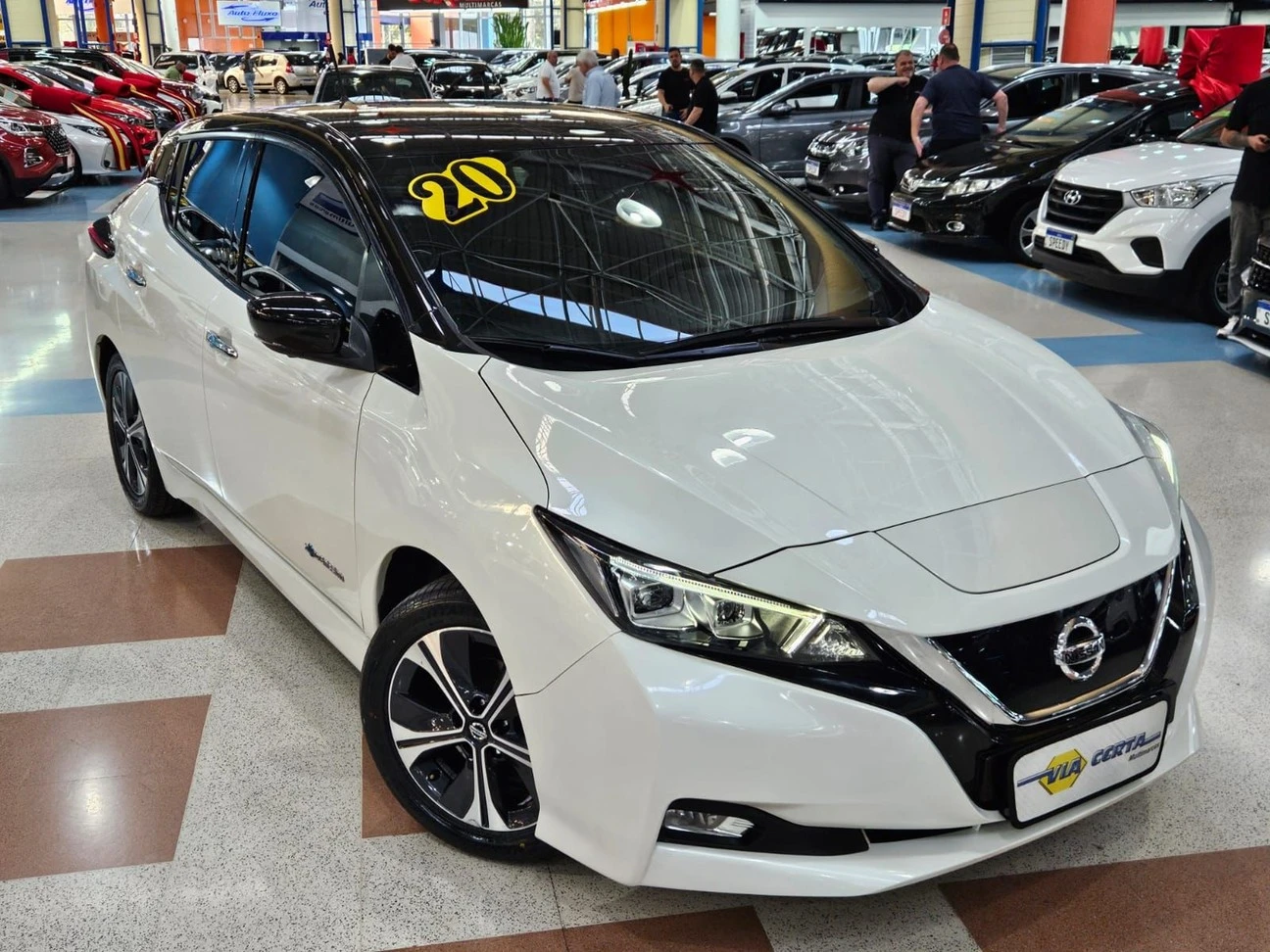 NISSAN LEAF