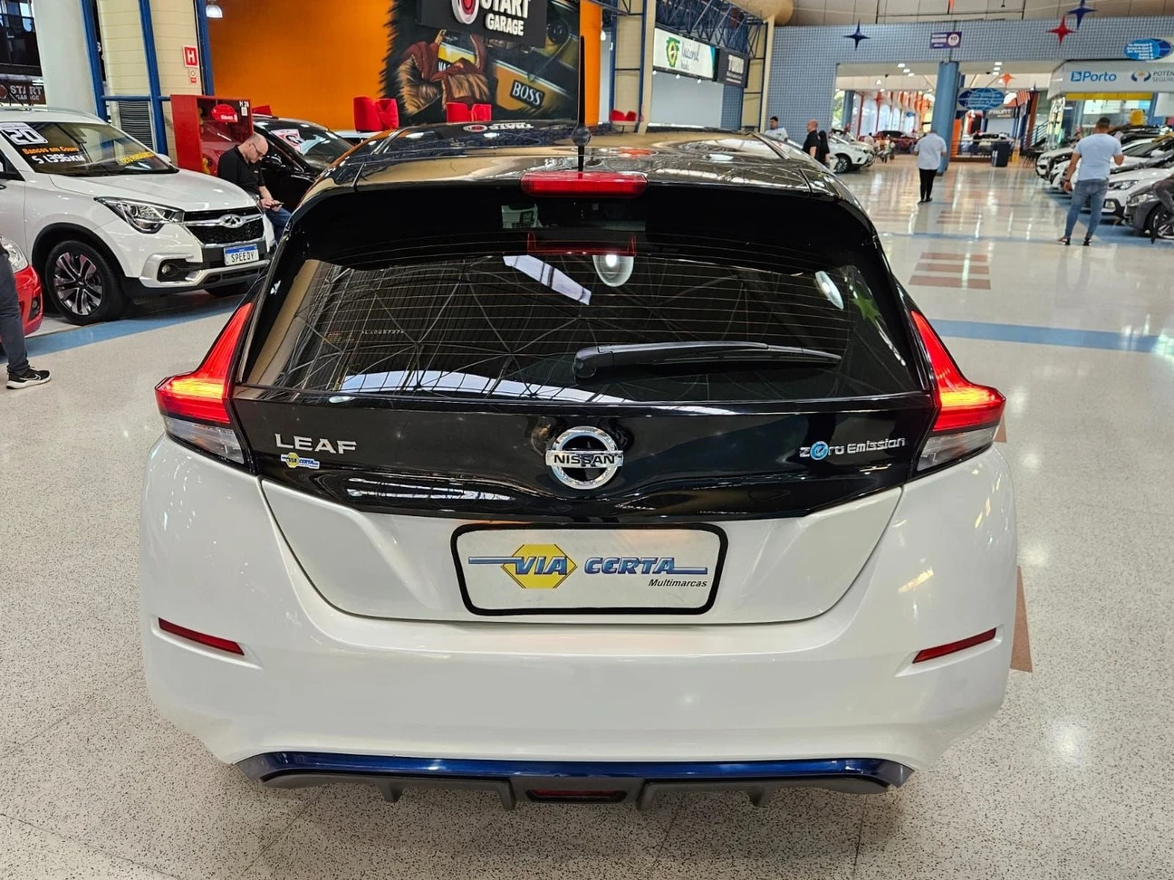 NISSAN LEAF