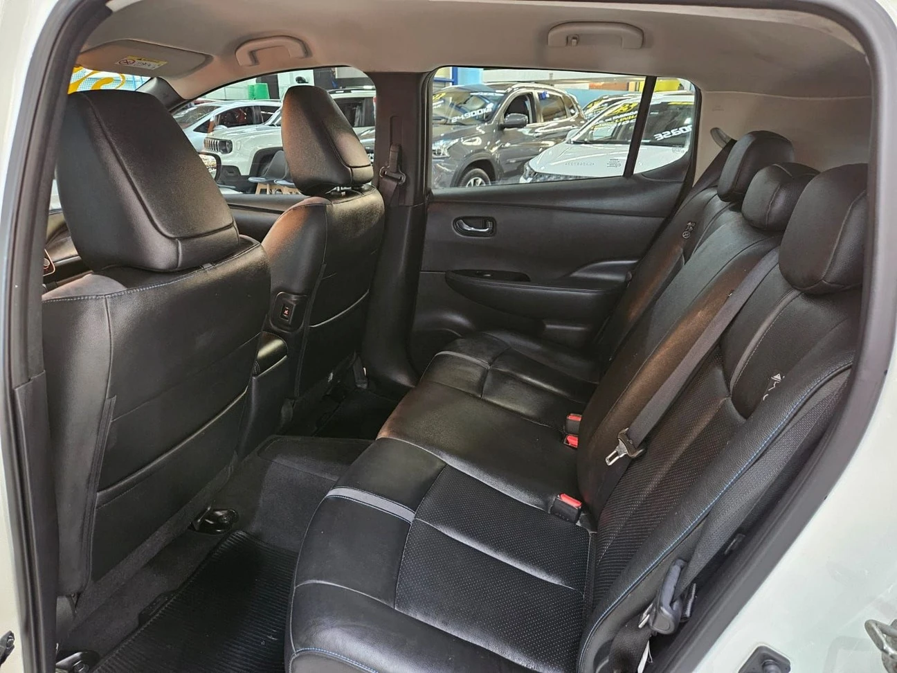 NISSAN LEAF