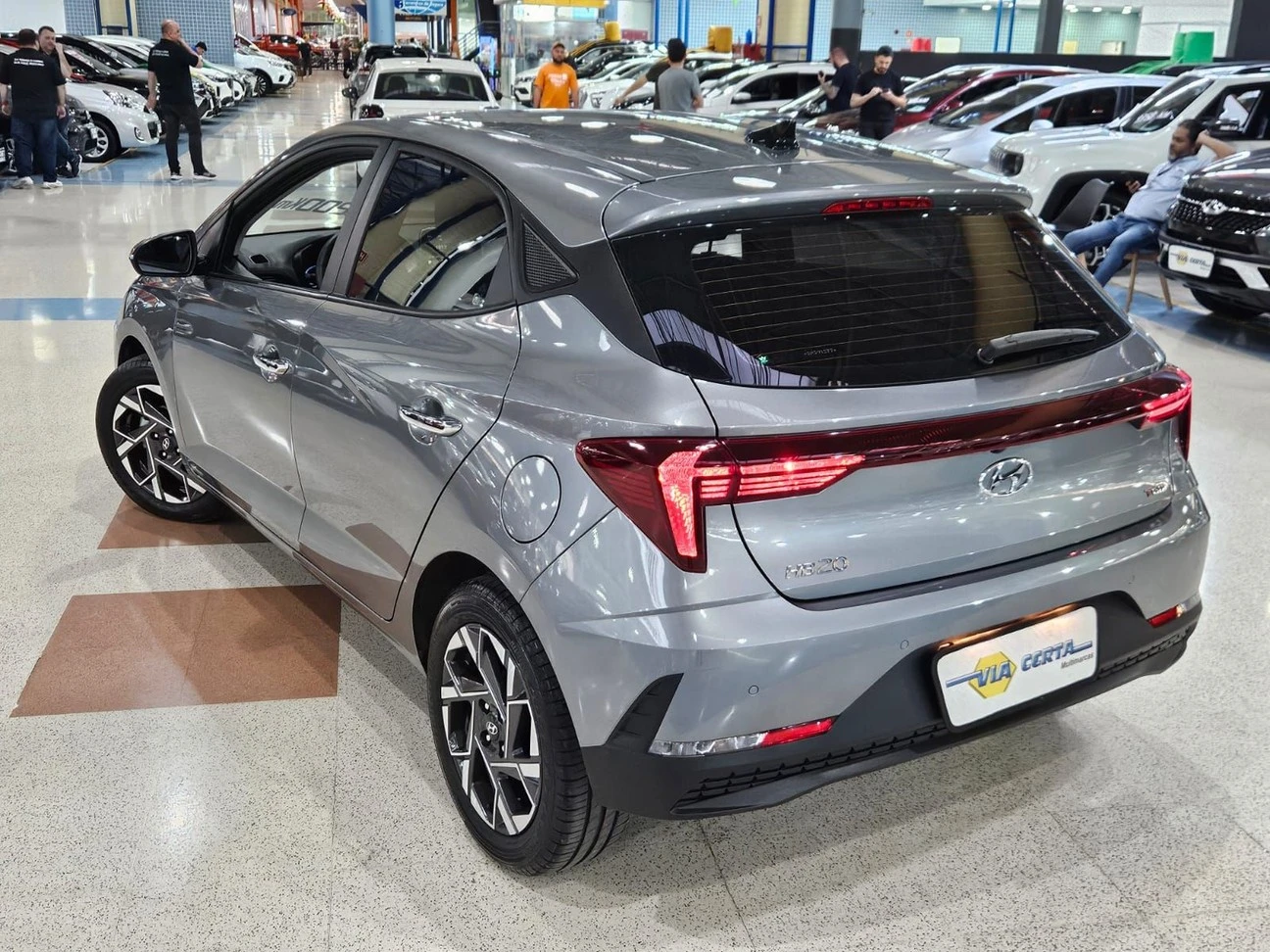 HYUNDAI HB20