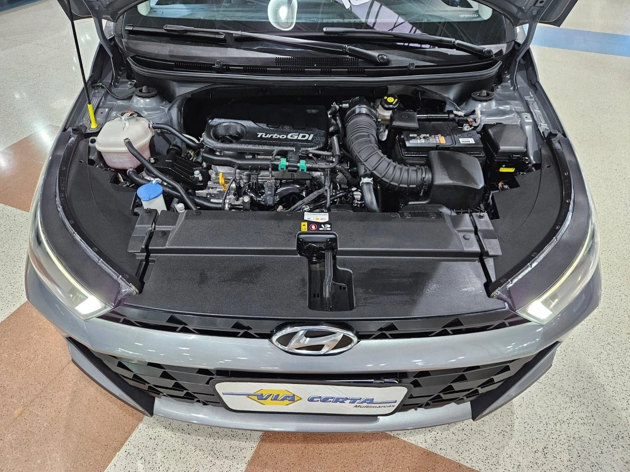 HYUNDAI HB20