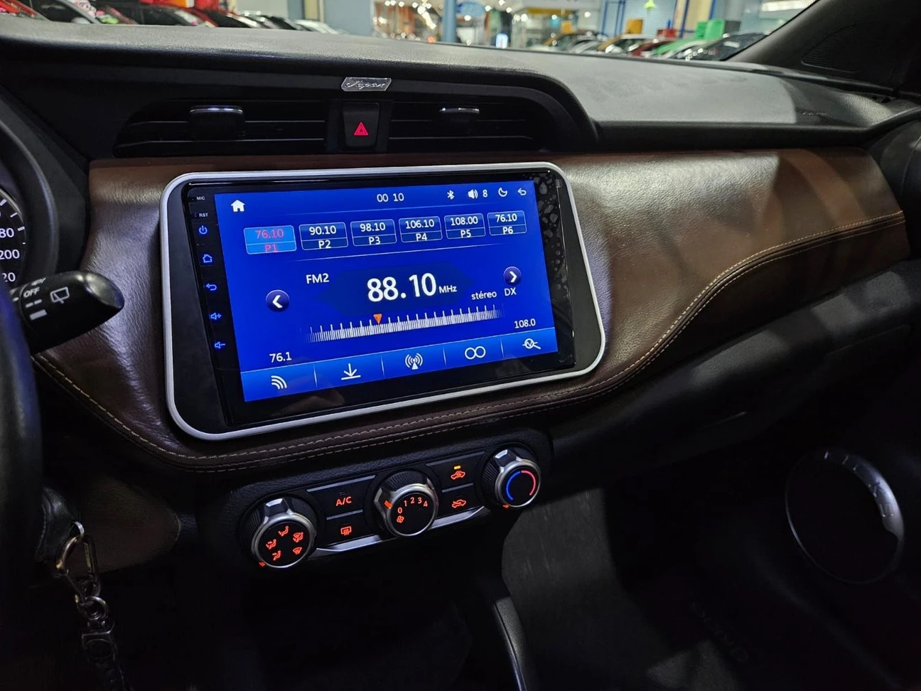 NISSAN KICKS