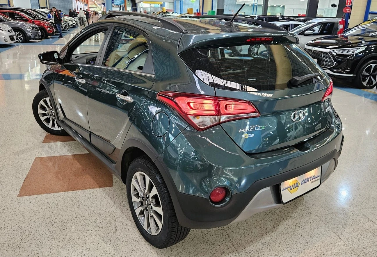 HYUNDAI HB20X
