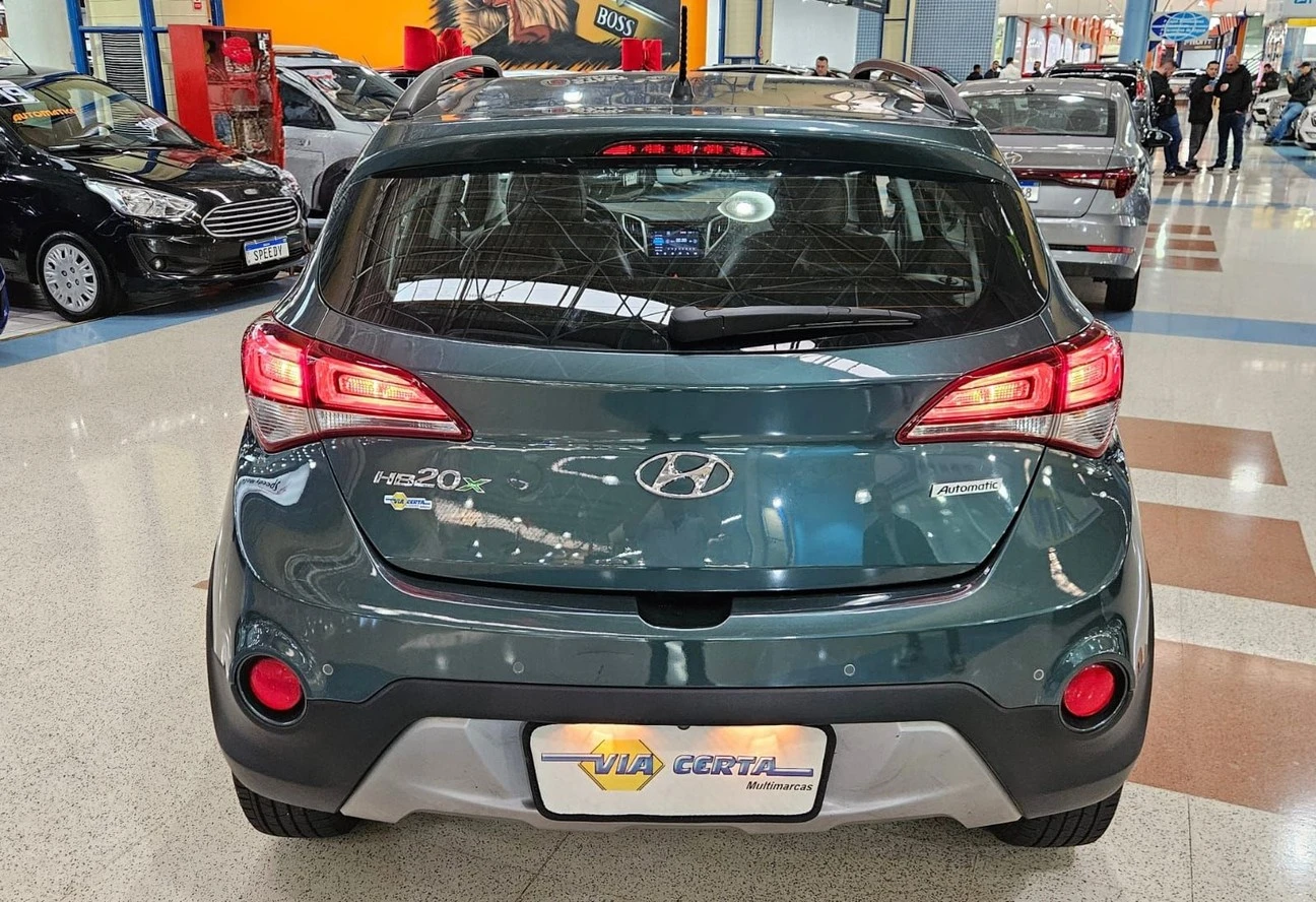 HYUNDAI HB20X