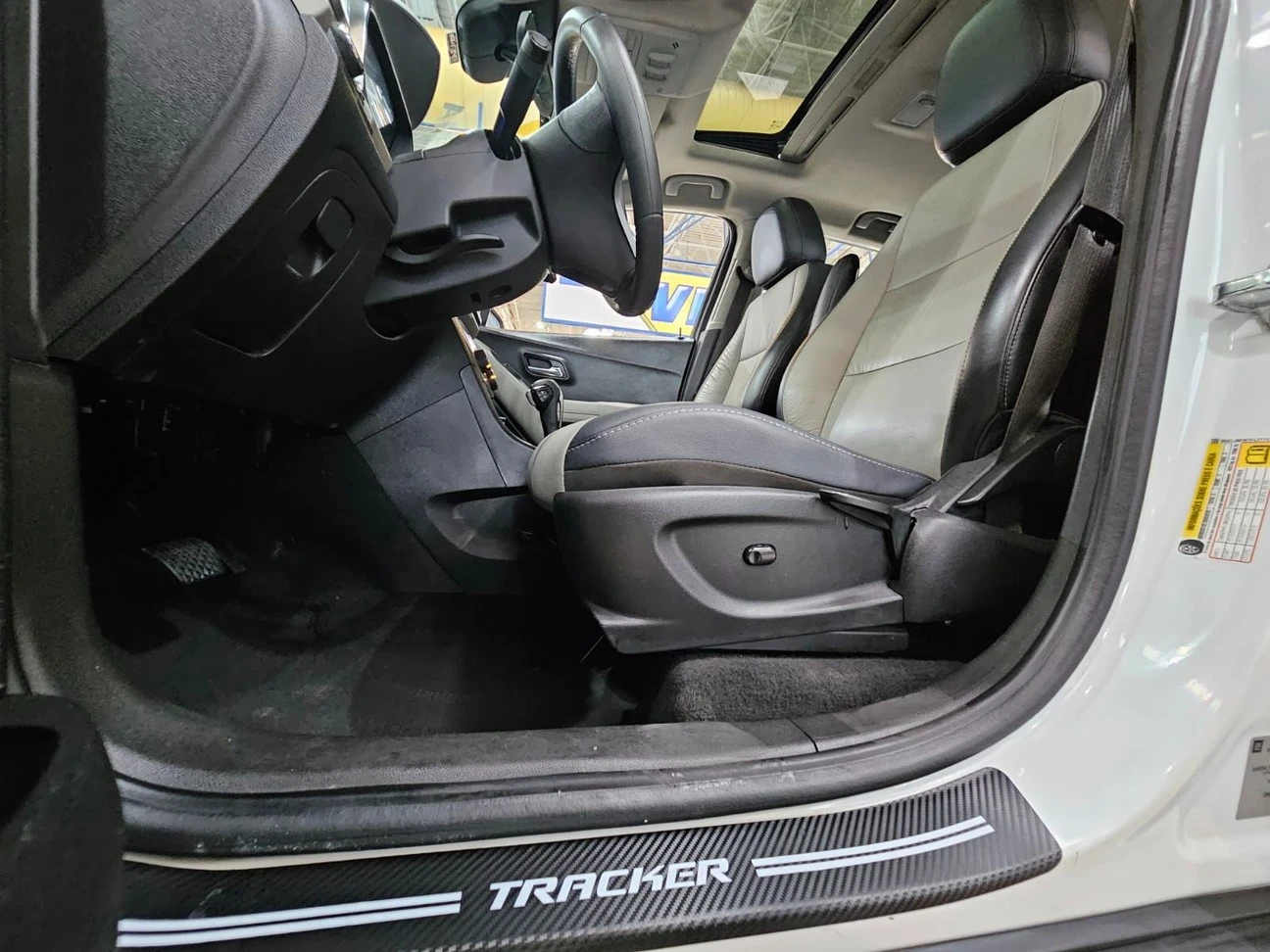 CHEVROLET TRACKER