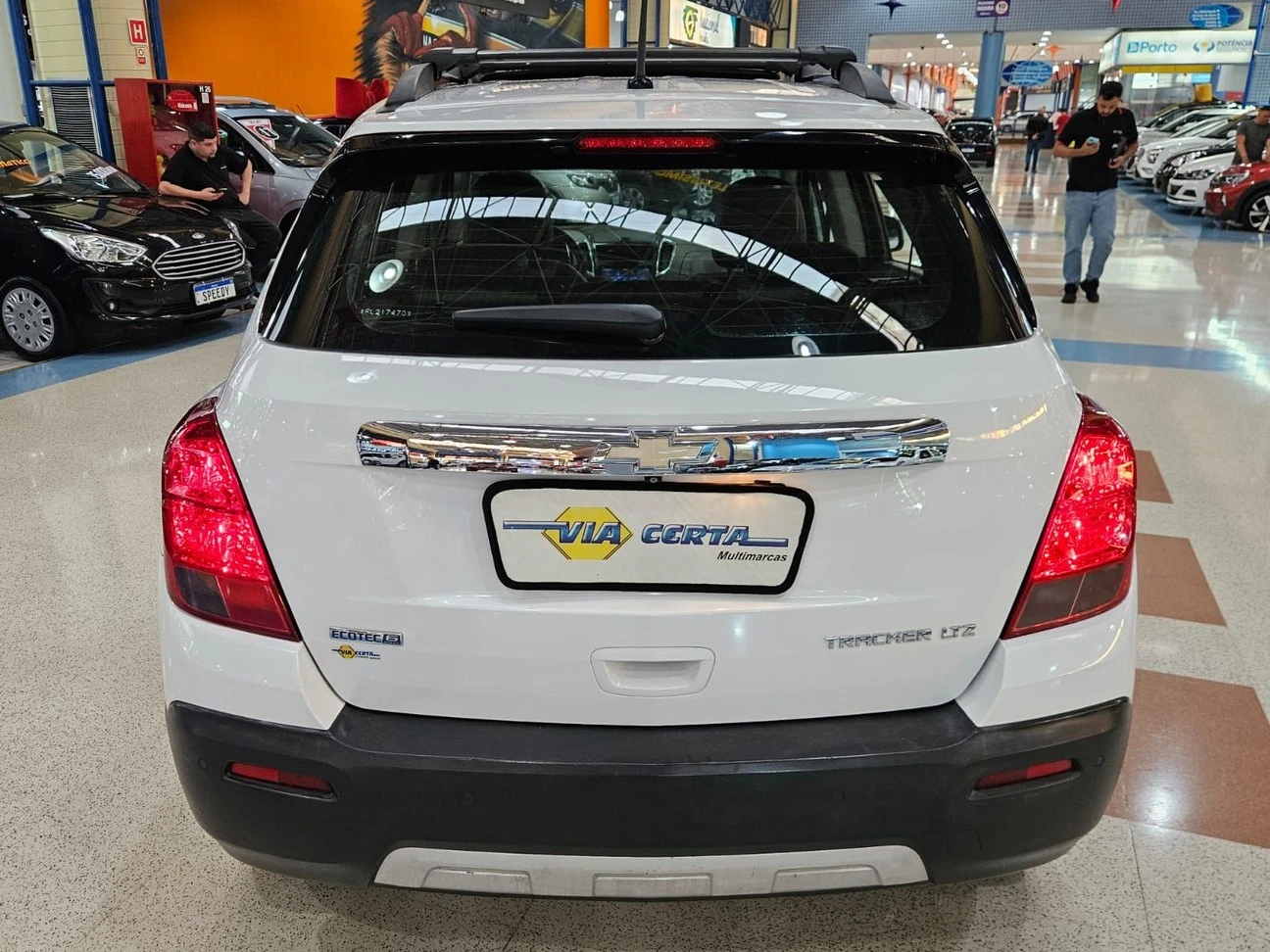 CHEVROLET TRACKER