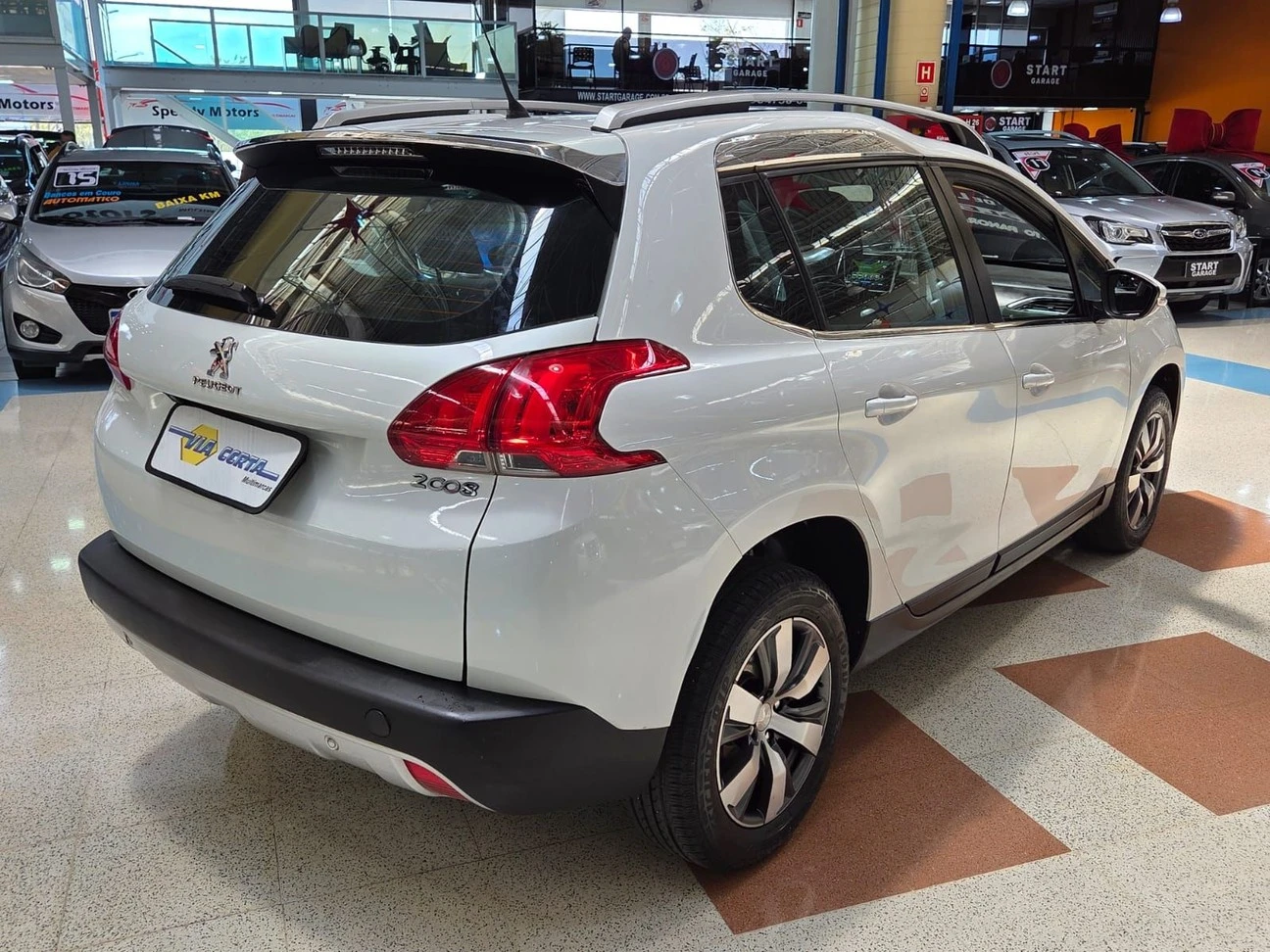 PEUGEOT 2008