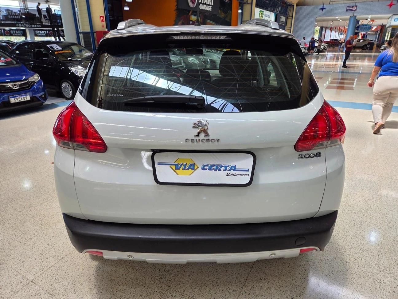 PEUGEOT 2008