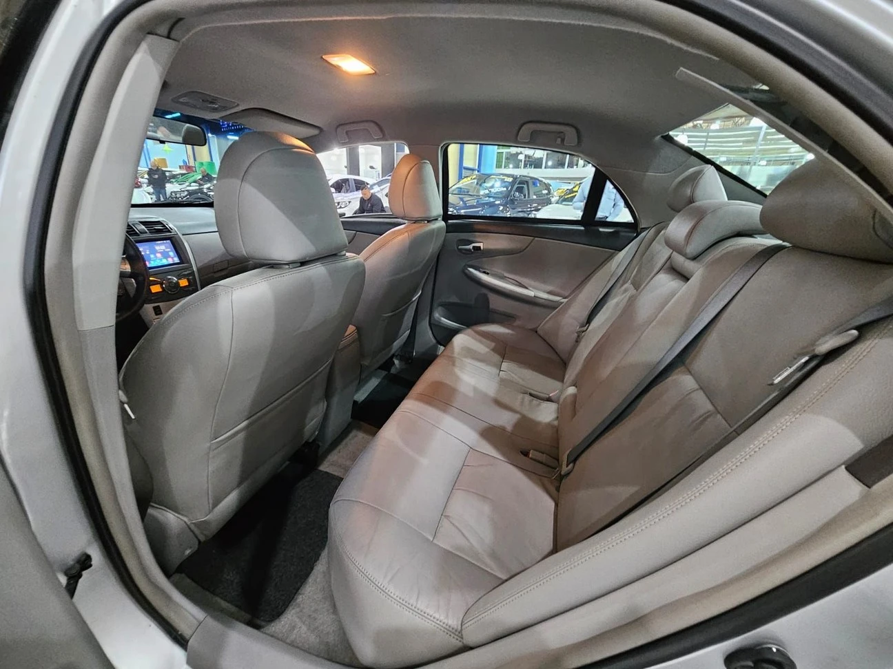 TOYOTA COROLLA