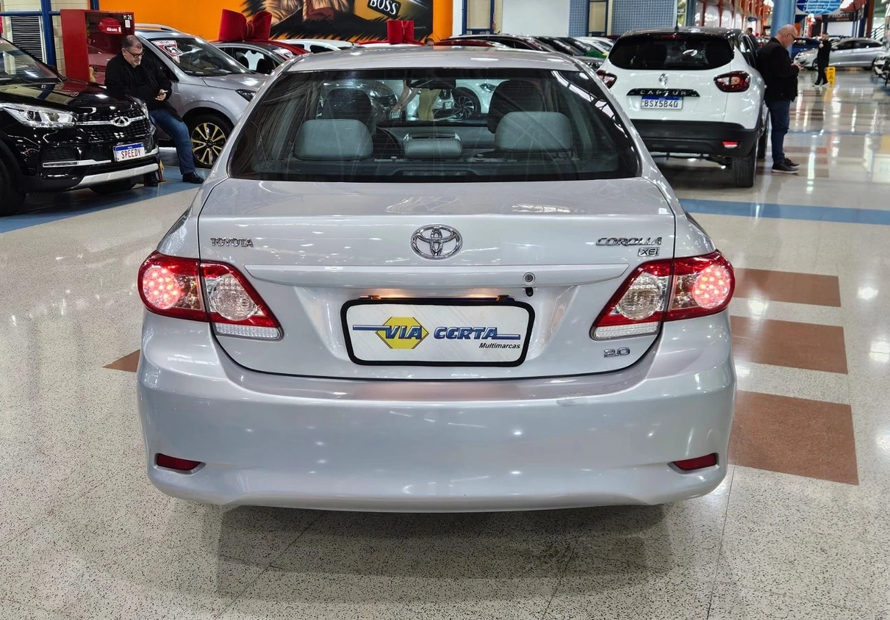 TOYOTA COROLLA