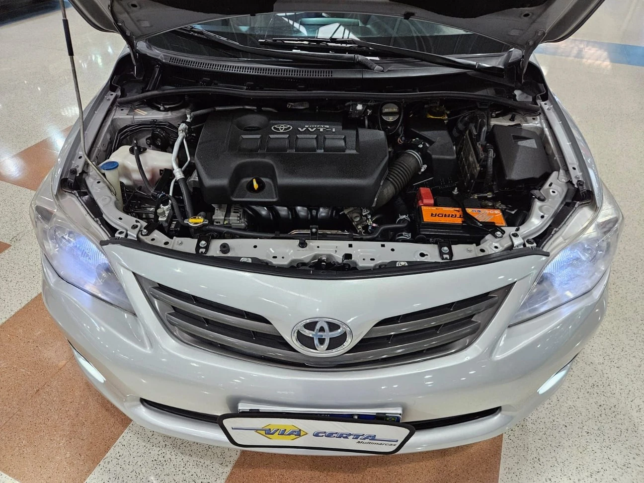 TOYOTA COROLLA