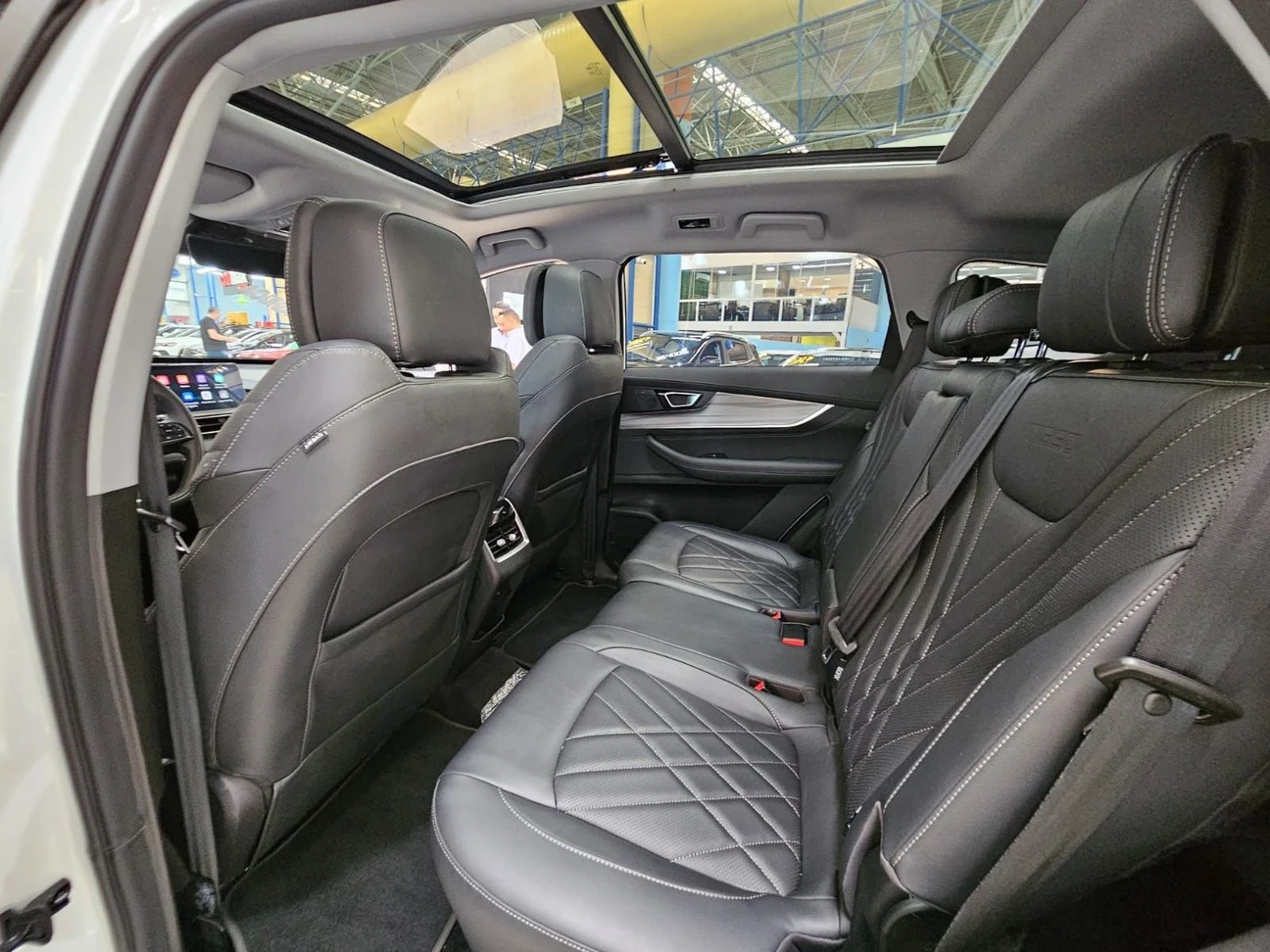CHERY TIGGO 8