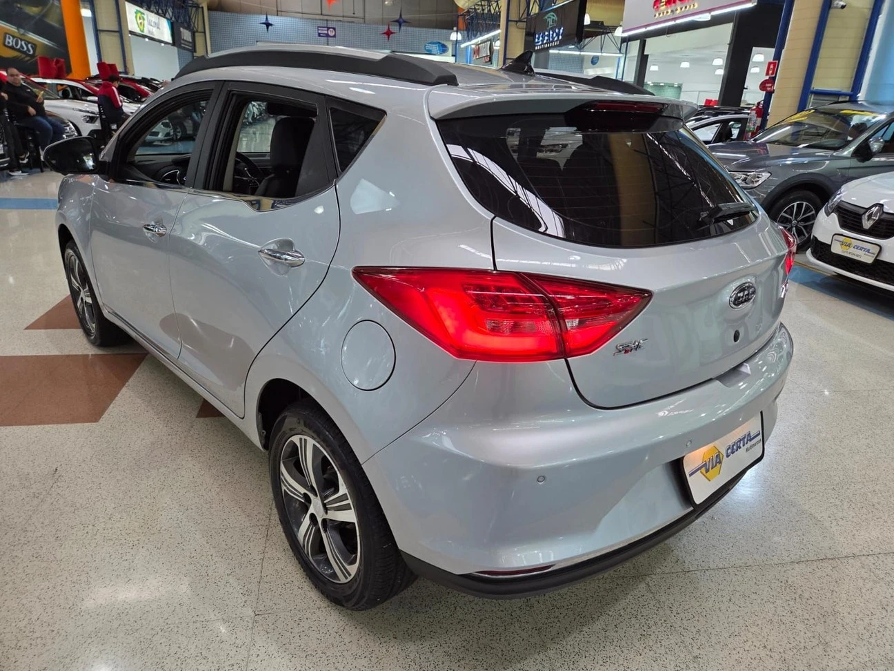 JAC T40