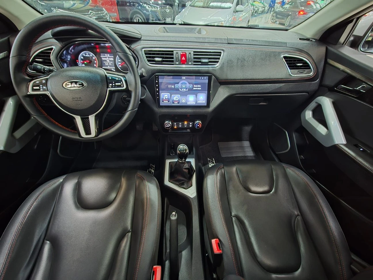 JAC T40