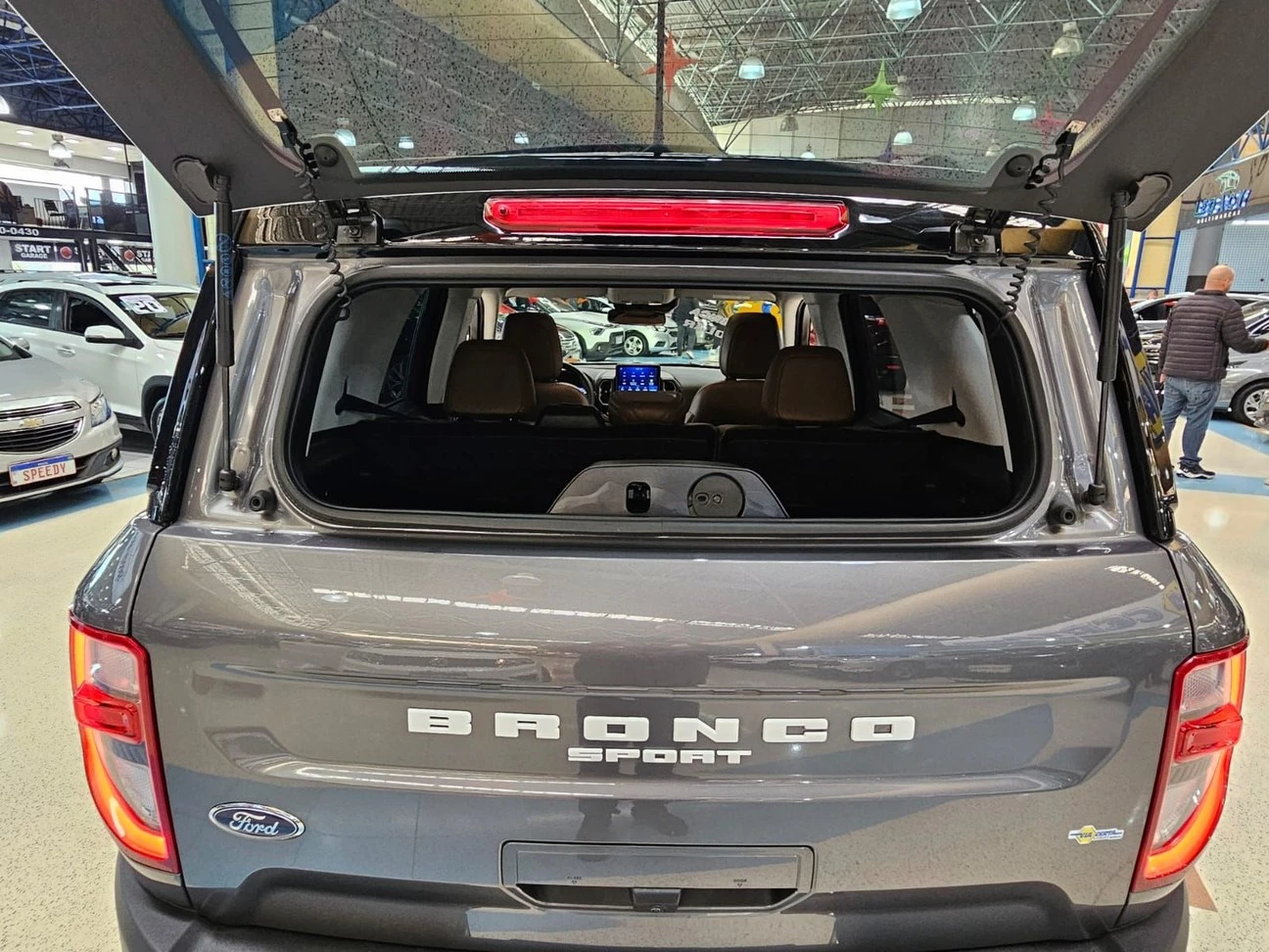 FORD BRONCO SPORT